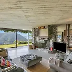 Skyline - Pool - Lakeview - Privacy - Happy