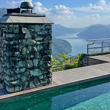 Skyline Bre With Private Pool - Happy Apartment