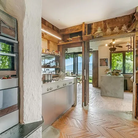 Skyline - Pool - Lakeview - Privacy - Happy Appartamento Lugano