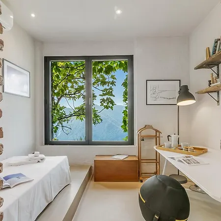 Skyline - Pool - Lakeview - Privacy - Happy * Lugano