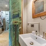 Skyline - Pool - Lakeview - Privacy - Happy Apartment