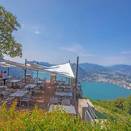 Skyline - Pool - Lakeview - Privacy - Happy Apartment Lugano