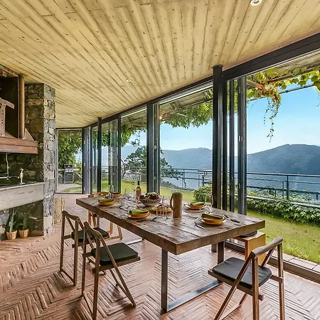 Skyline - Pool - Lakeview - Privacy - Happy Apartment Lugano