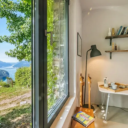 Skyline - Pool - Lakeview - Privacy - Happy